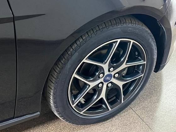 FORD FOCUS 2.0 TITANIUM 16V FLEX 4P POWERSHIFT